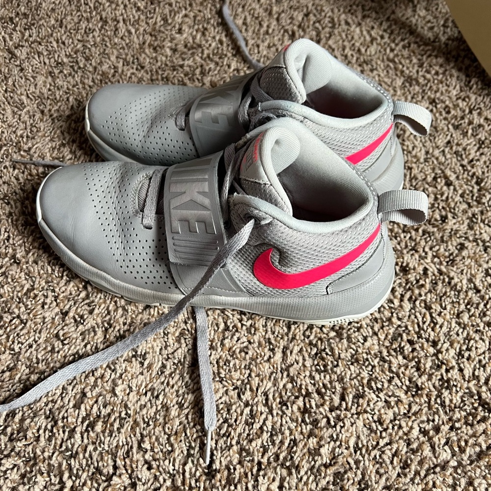 Nike Kids Sneakers Gray and Pink